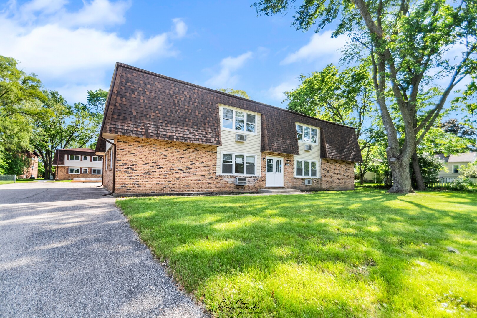 902 3rd Street #1, McHenry, IL 60050