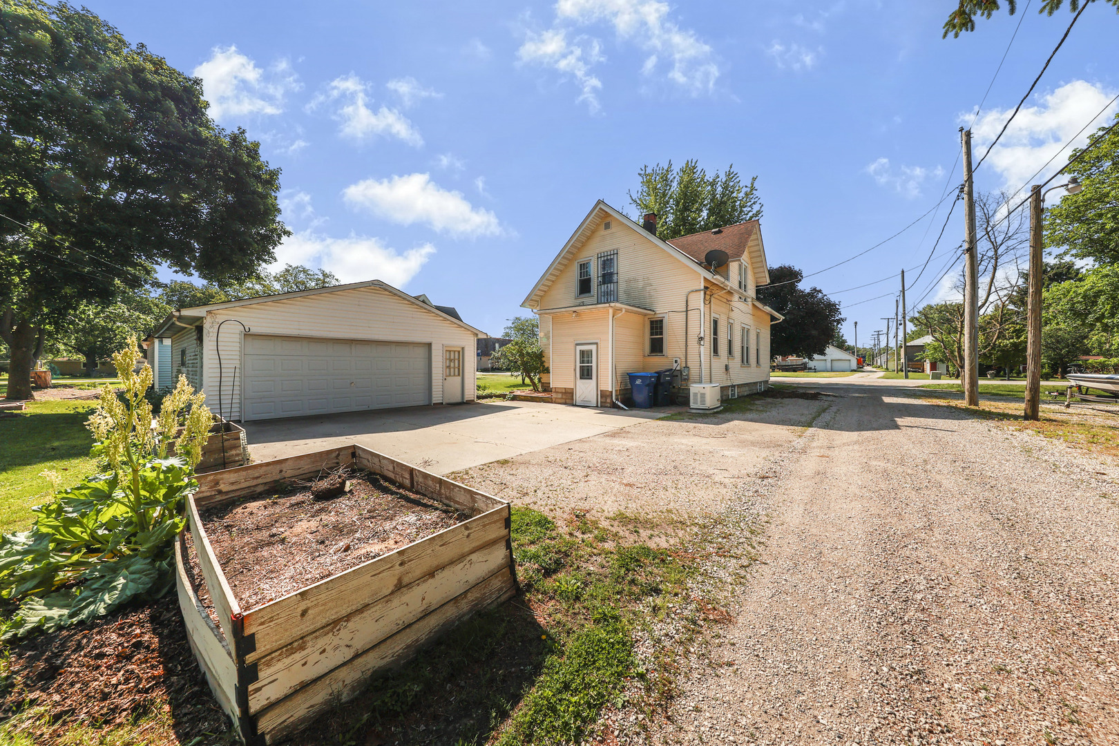 704 North Street, Mazon, IL 60444