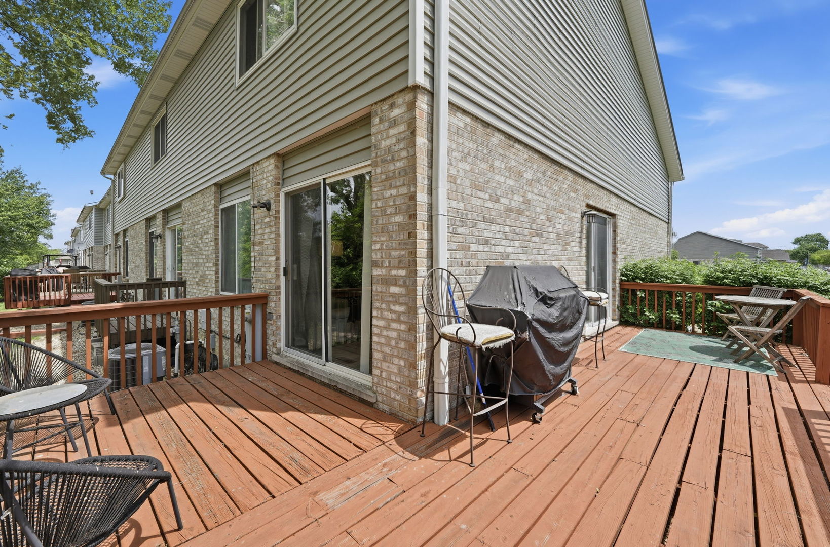 8220 Daniel Drive, Justice, IL 60458