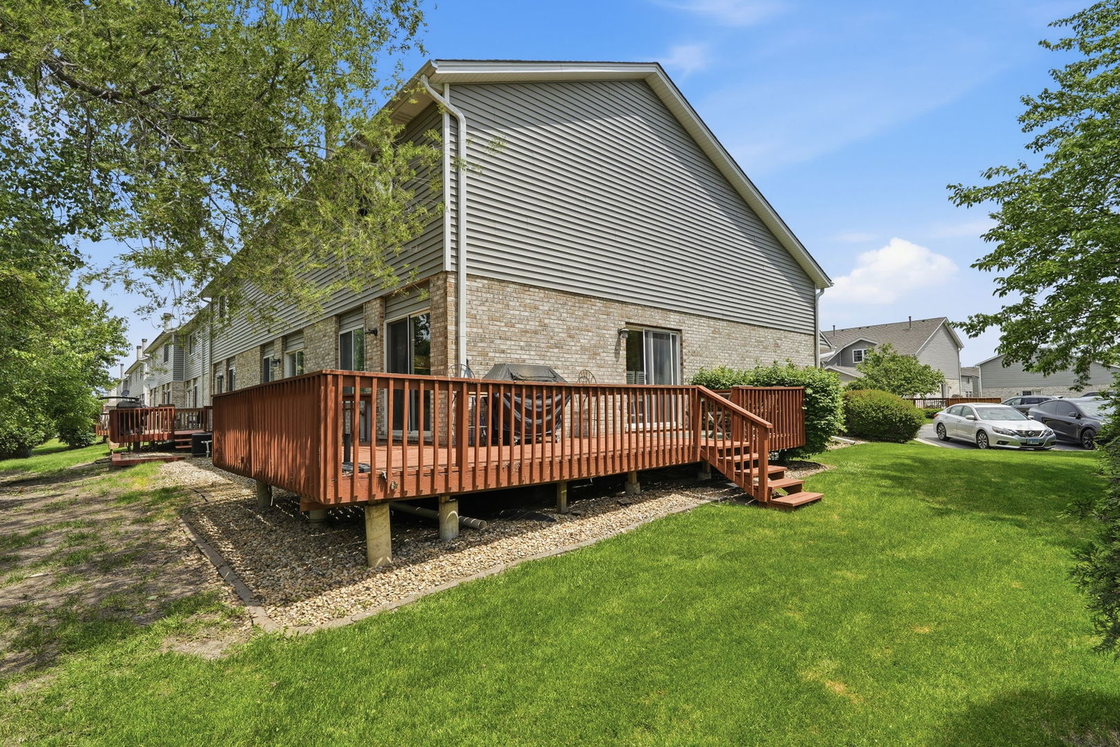 8220 Daniel Drive, Justice, IL 60458