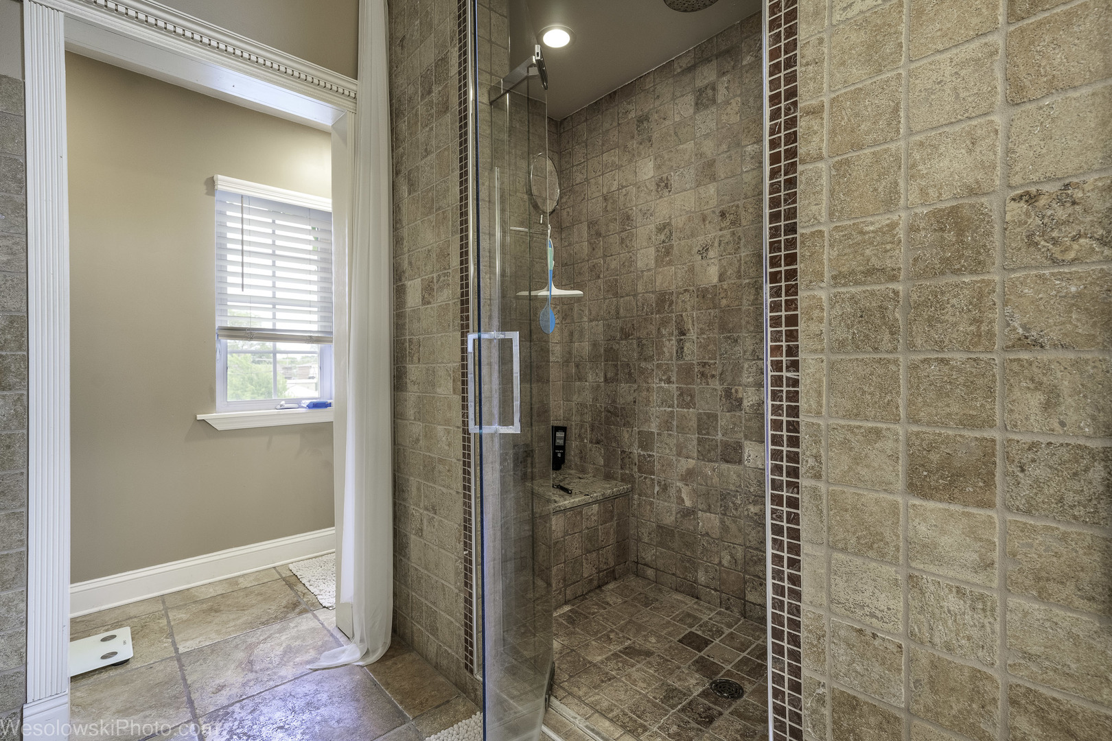 7305 W Foster Avenue, Harwood Heights, IL 60706