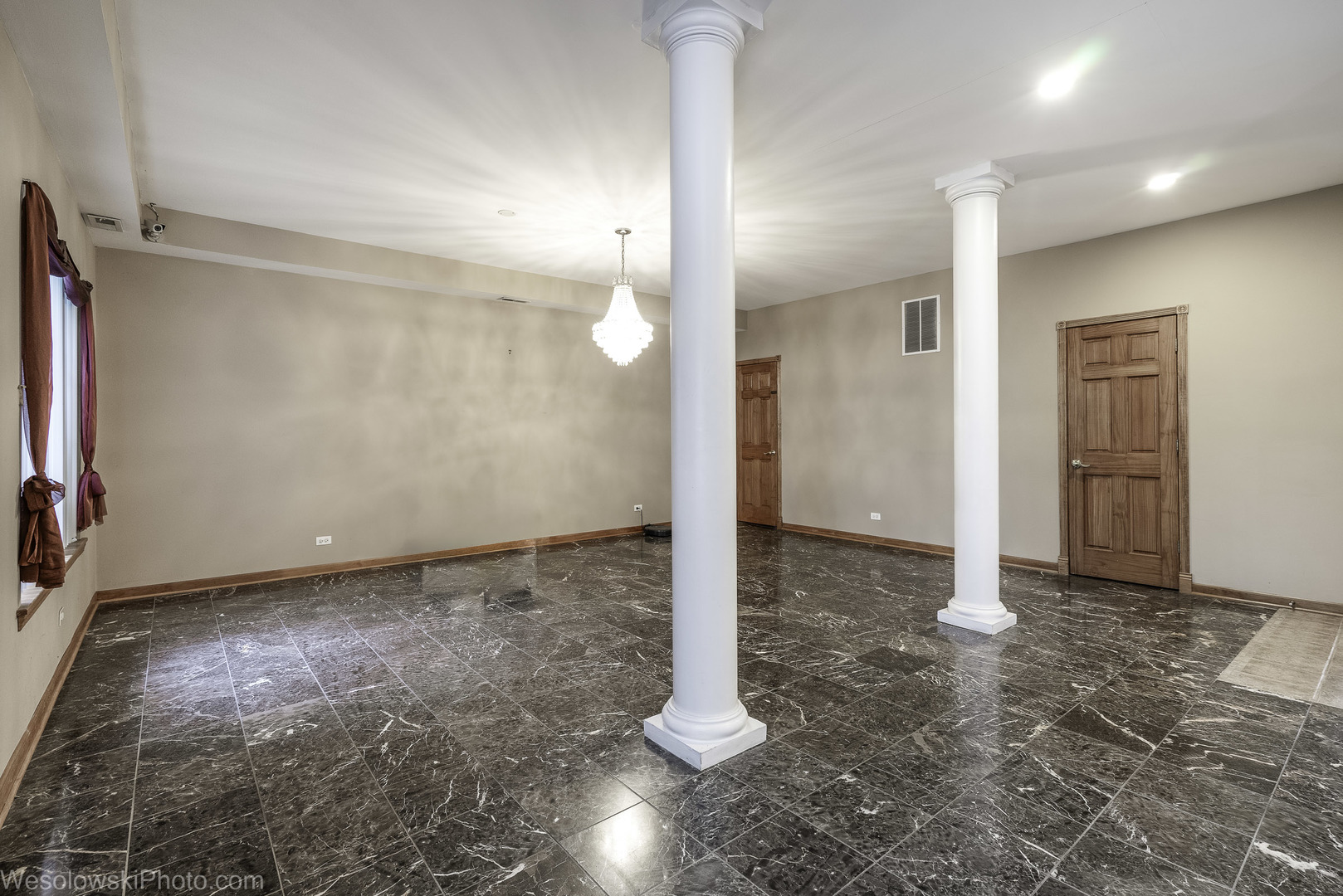 7305 W Foster Avenue, Harwood Heights, IL 60706