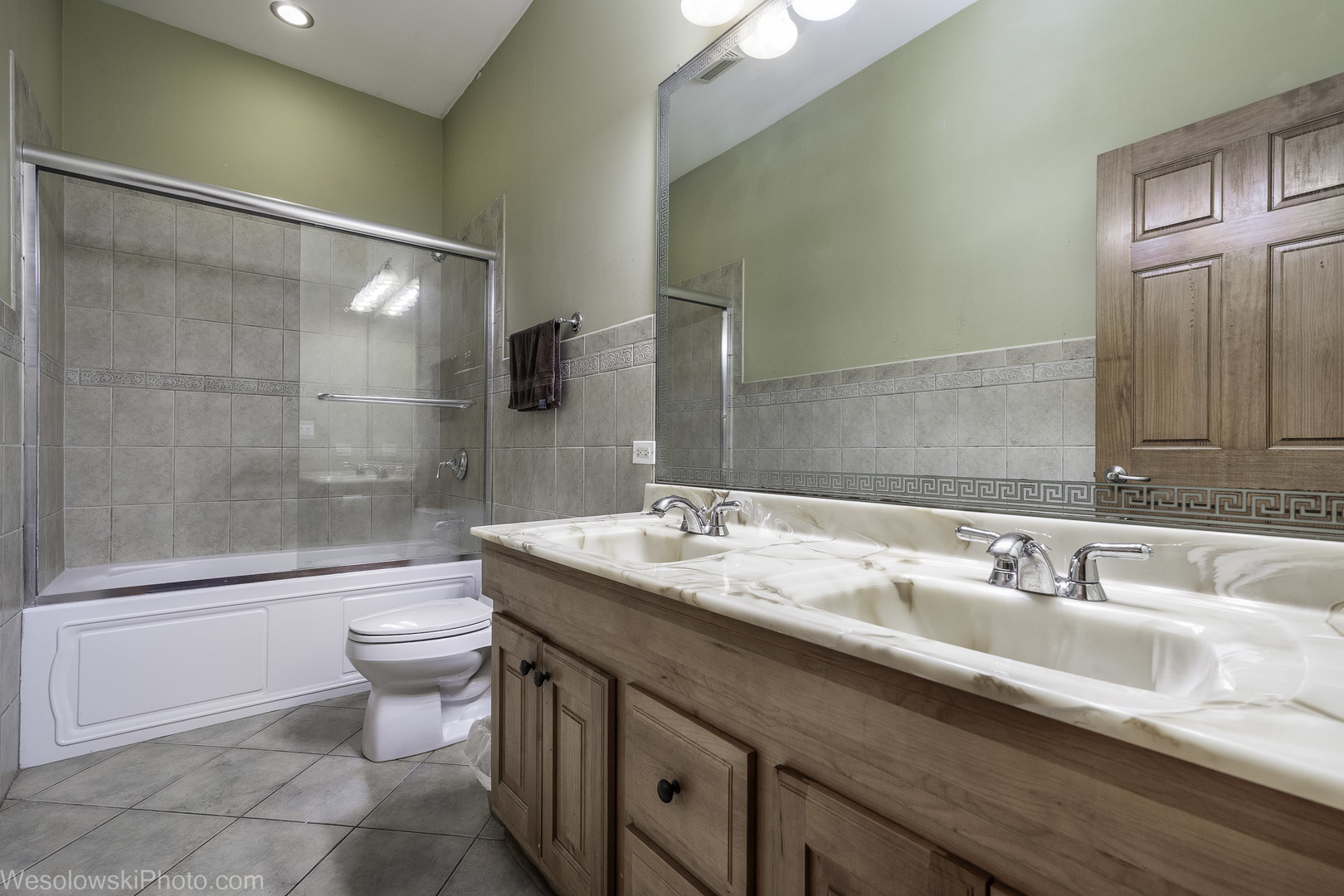 7305 W Foster Avenue, Harwood Heights, IL 60706
