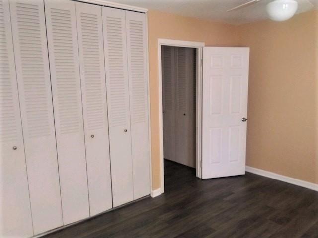 2275 Country Club Drive #11, Woodridge, IL 60517