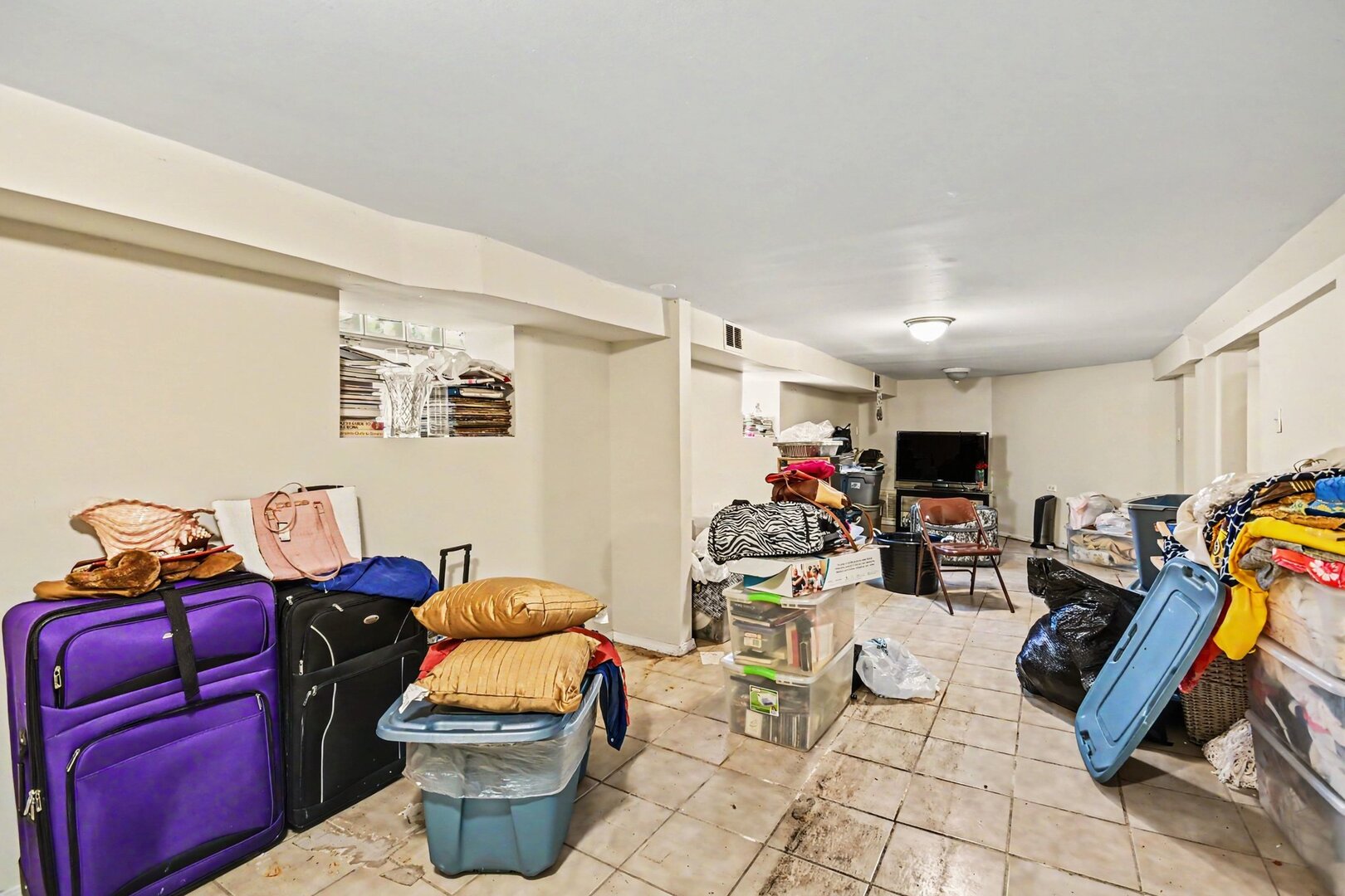 850 N Keystone Avenue, Chicago, IL 60651
