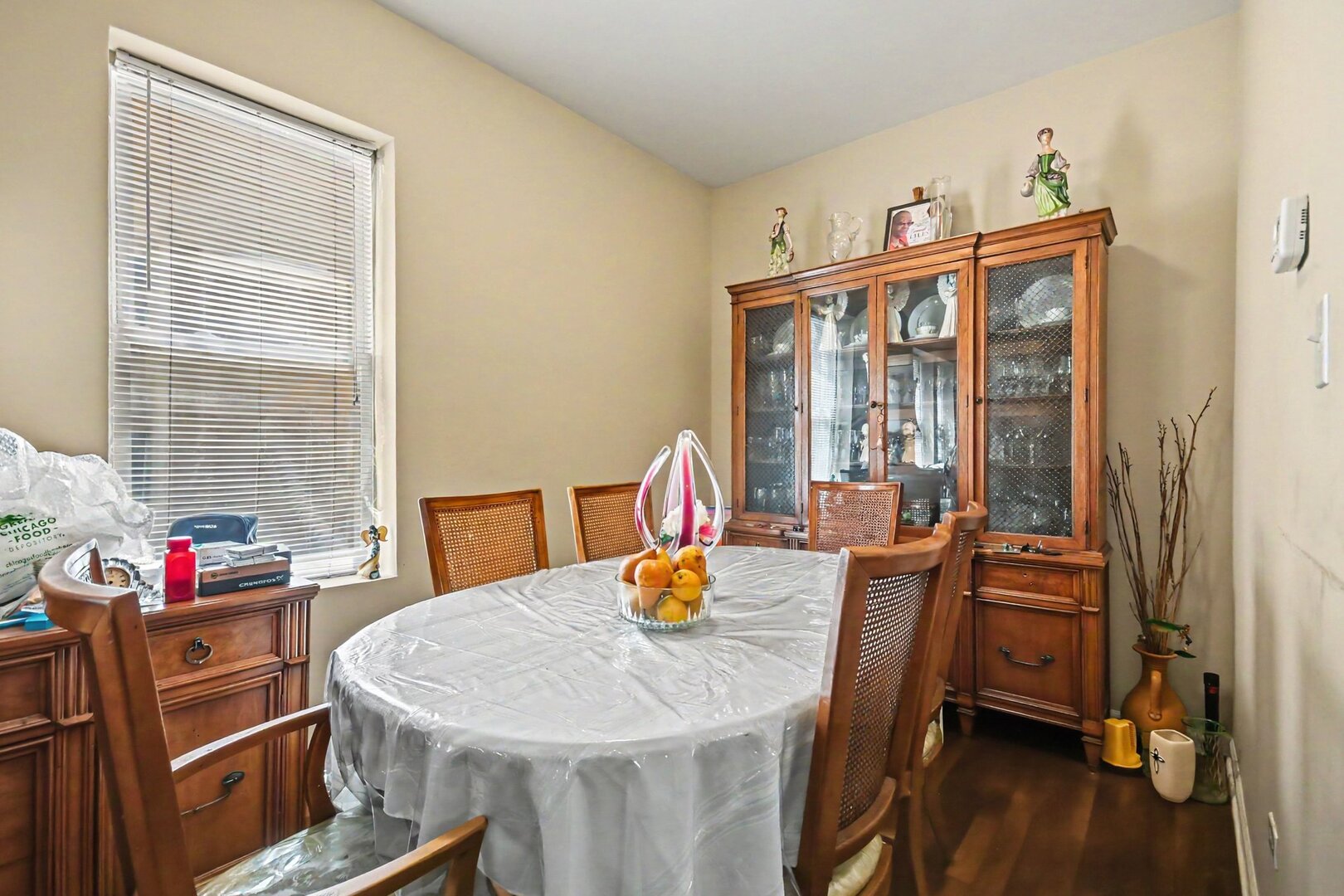 850 N Keystone Avenue, Chicago, IL 60651