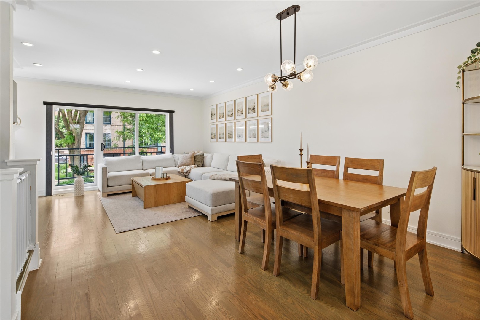 1341 S Clark Street, Chicago, IL 60605