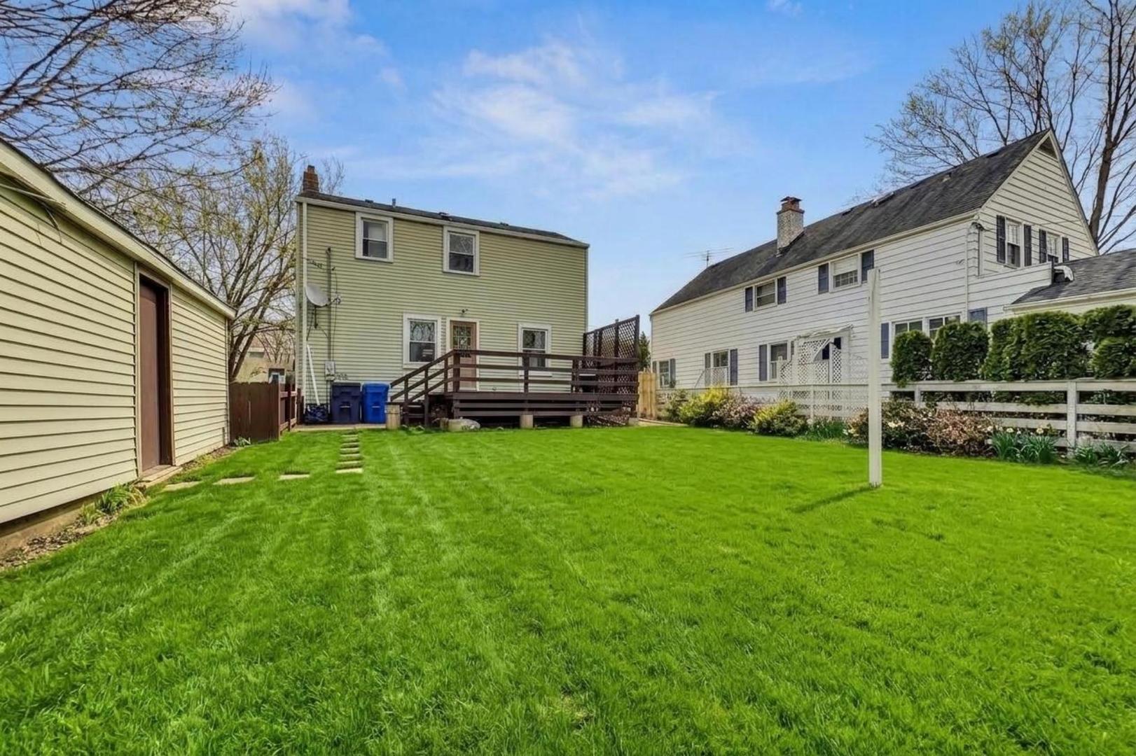 402 N MAIN Street, Mount Prospect, IL 60056