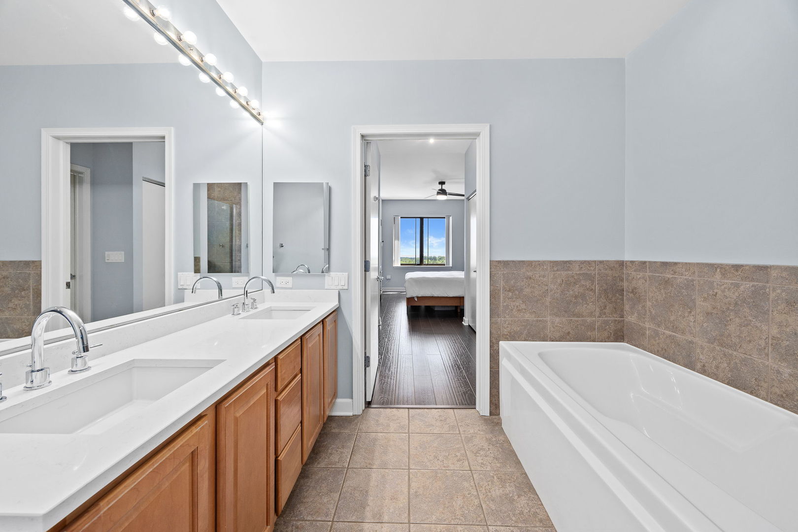 1322 S Prairie Avenue #804, Chicago, IL 60605