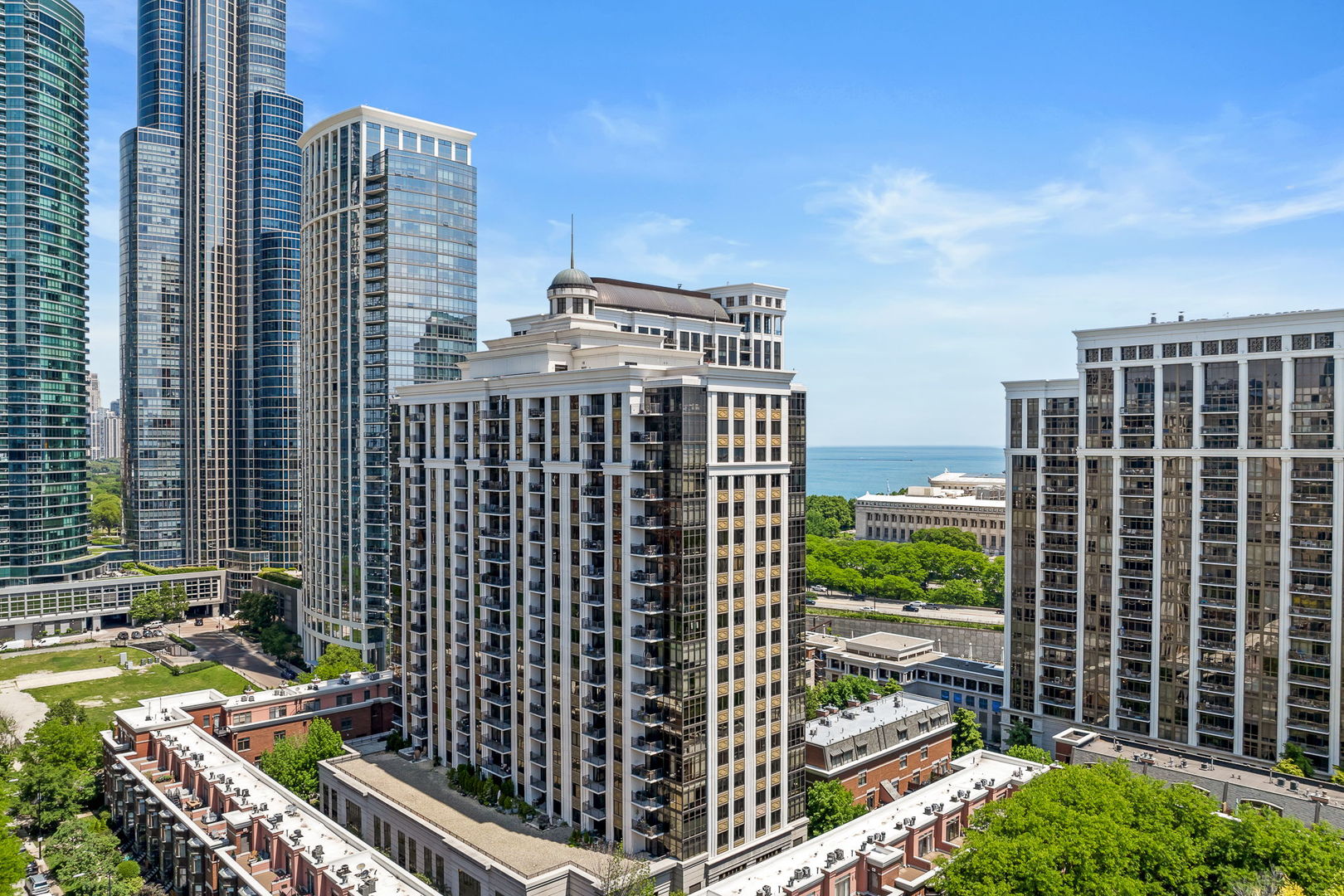 1322 S Prairie Avenue #804, Chicago, IL 60605