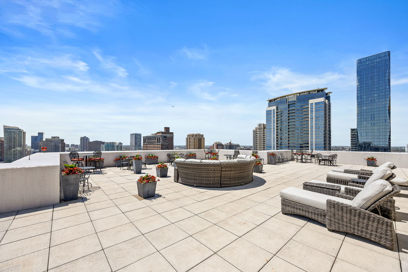 1322 S Prairie Avenue #804, Chicago, IL 60605