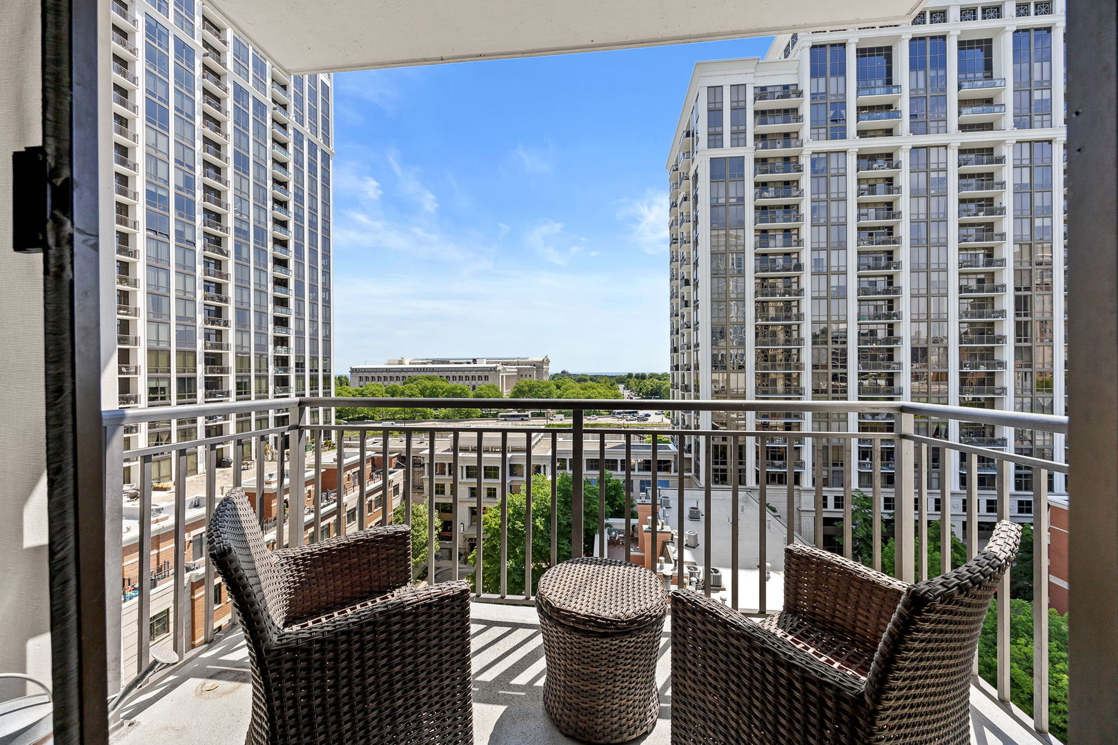 1322 S Prairie Avenue #804, Chicago, IL 60605