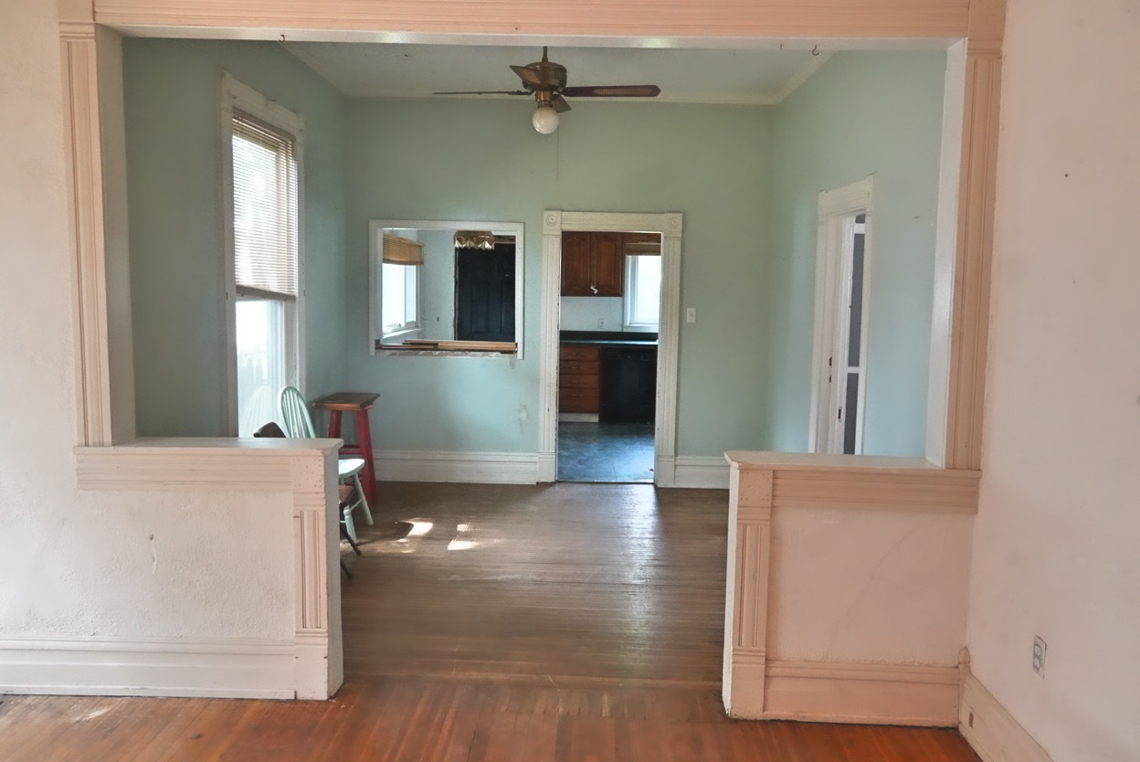 1412 Edgar Avenue, Mattoon, IL 61938