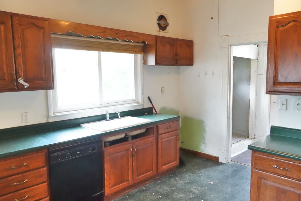 1412 Edgar Avenue, Mattoon, IL 61938