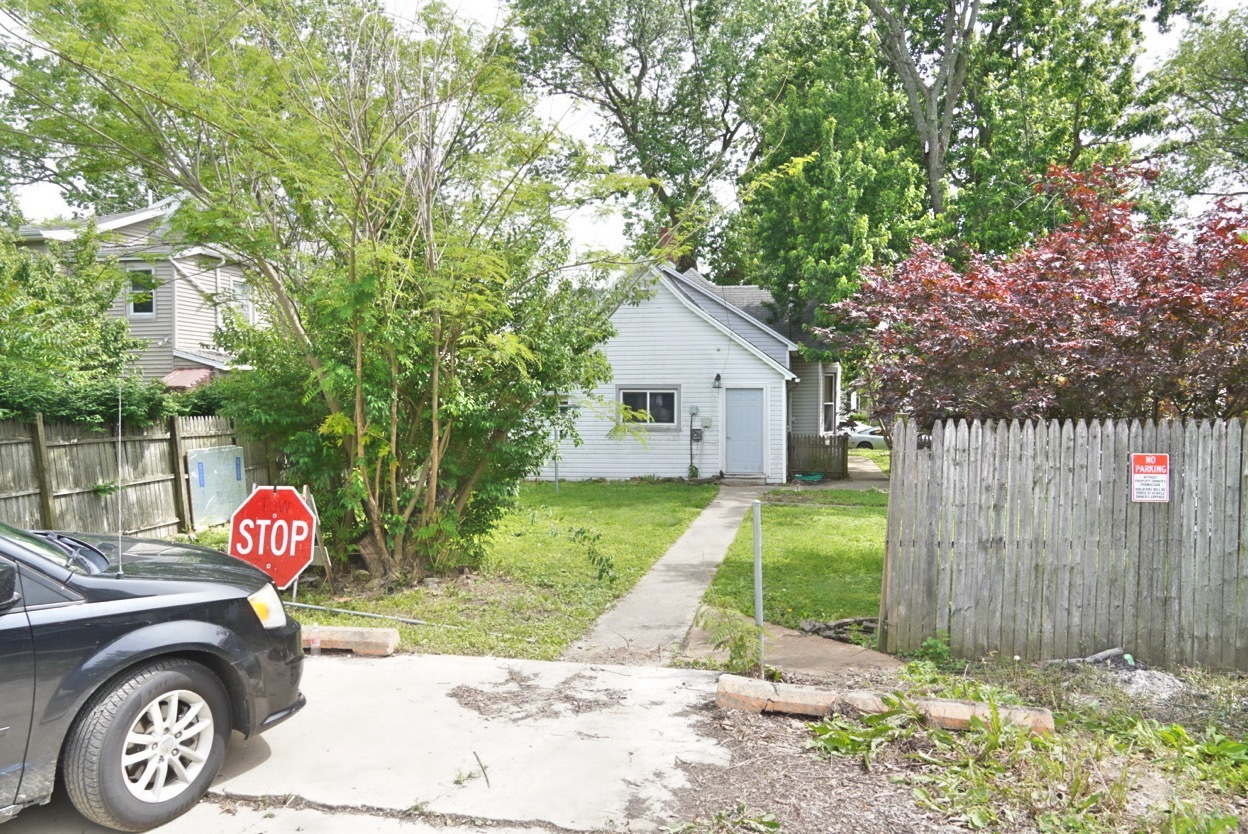1412 Edgar Avenue, Mattoon, IL 61938