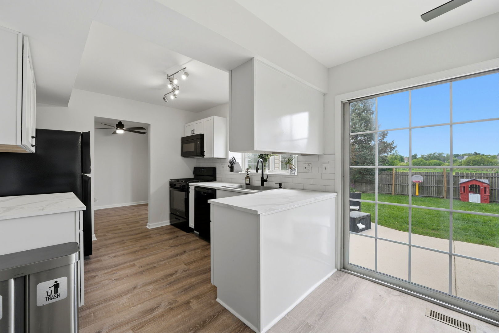 3128 Portland Court, Aurora, IL 60504