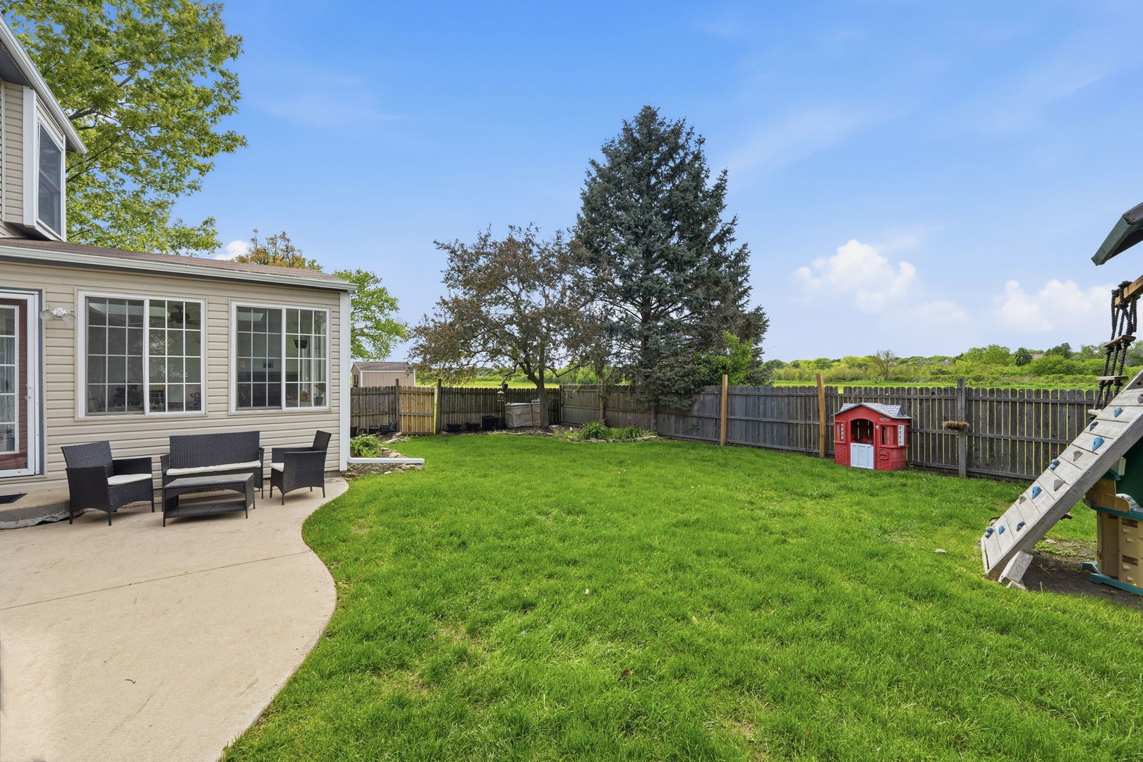 3128 Portland Court, Aurora, IL 60504