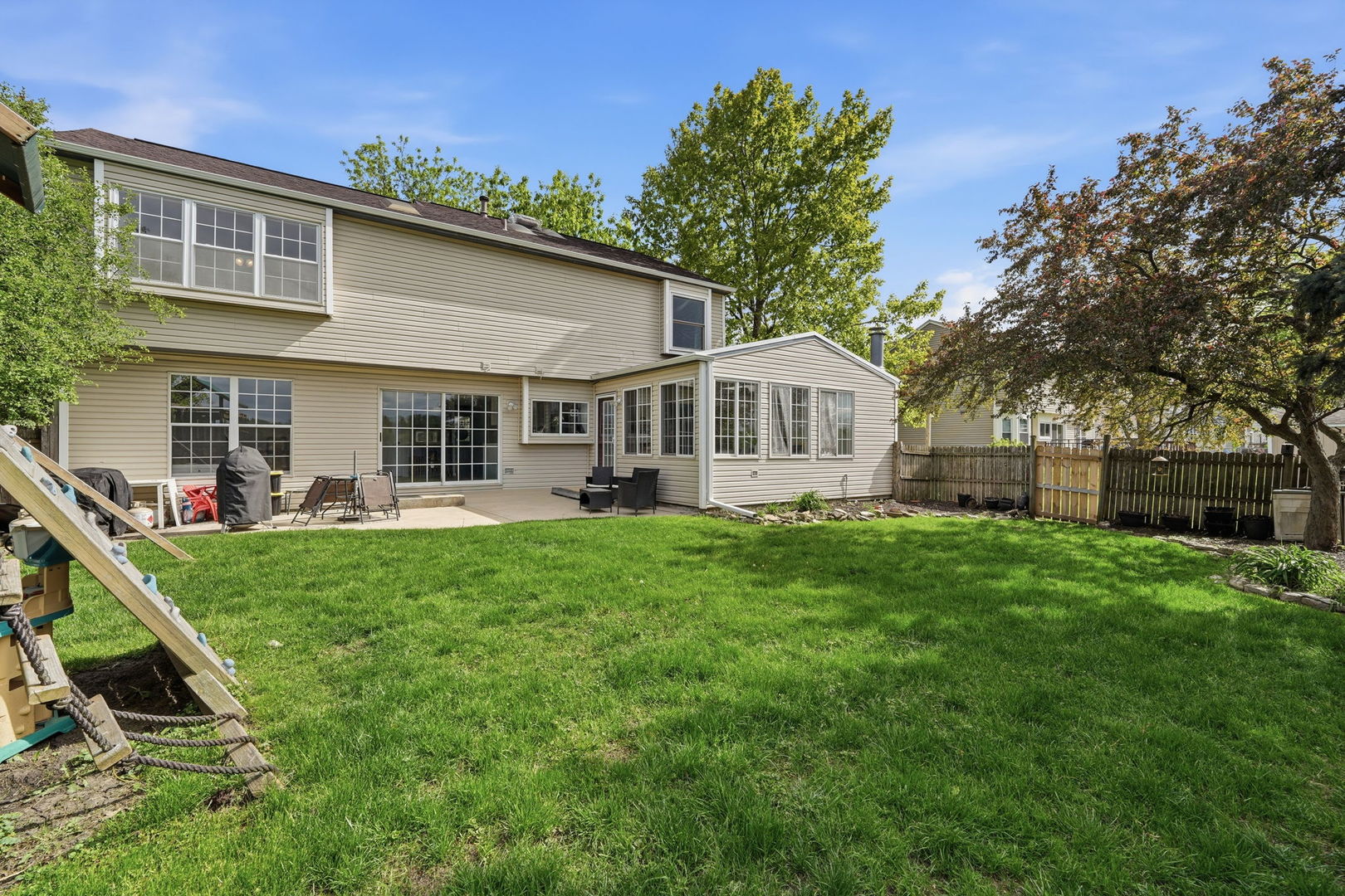3128 Portland Court, Aurora, IL 60504