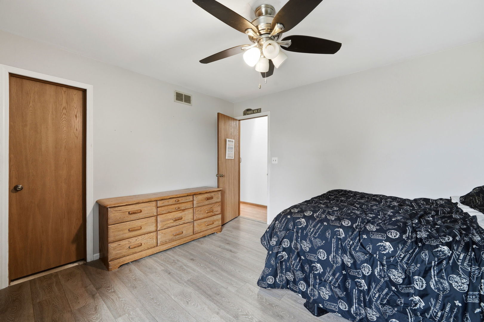 3128 Portland Court, Aurora, IL 60504