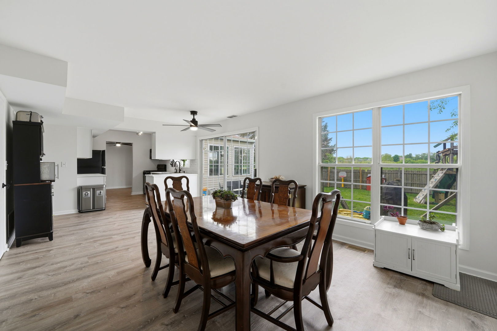 3128 Portland Court, Aurora, IL 60504