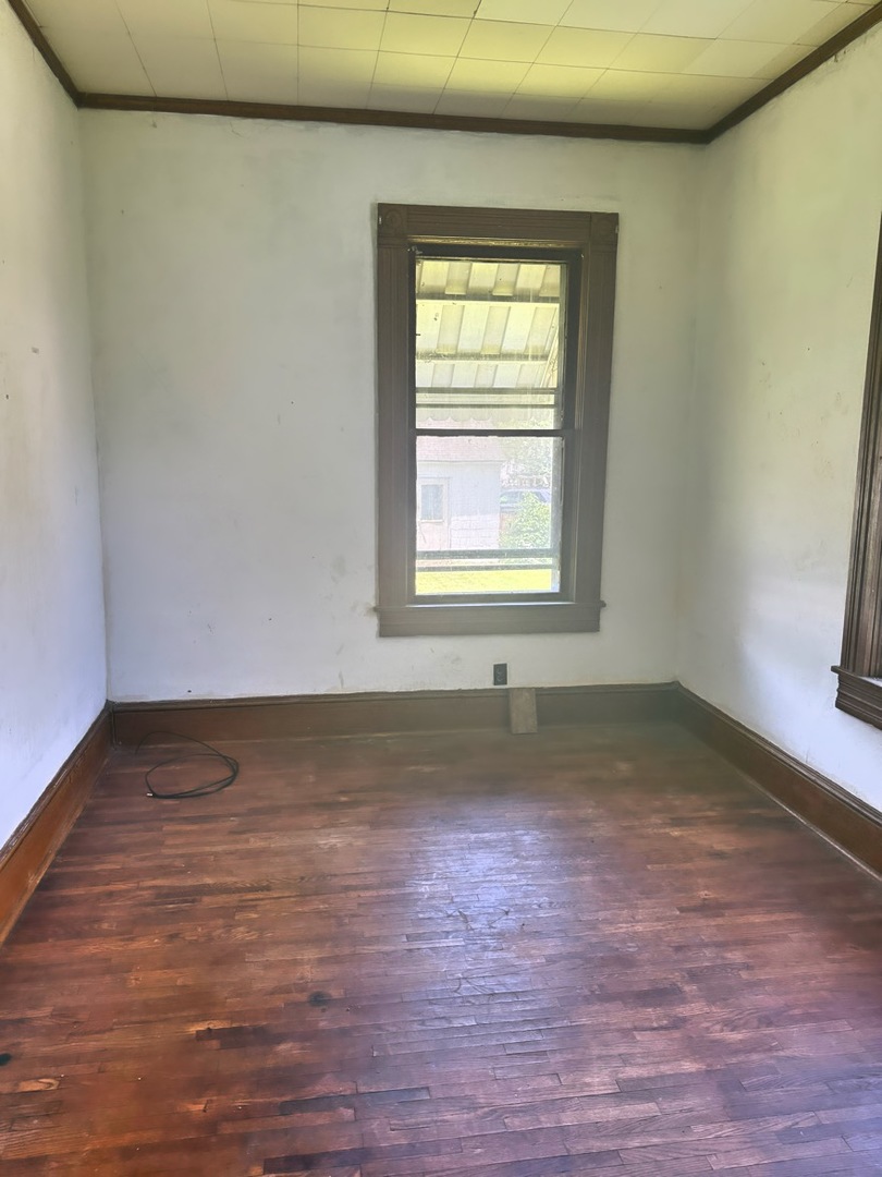 313 N 5th Street, Watseka, IL 60970