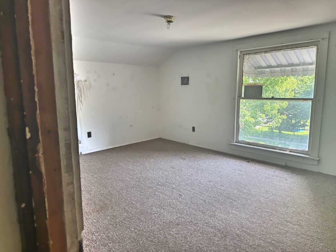 313 N 5th Street, Watseka, IL 60970