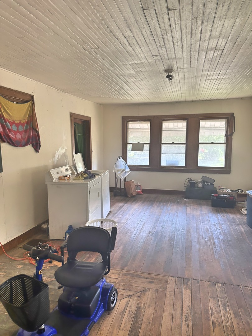 313 N 5th Street, Watseka, IL 60970