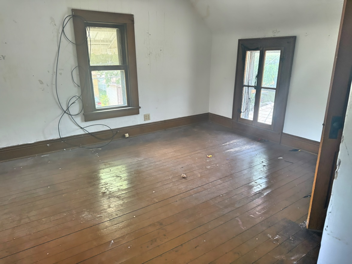 313 N 5th Street, Watseka, IL 60970