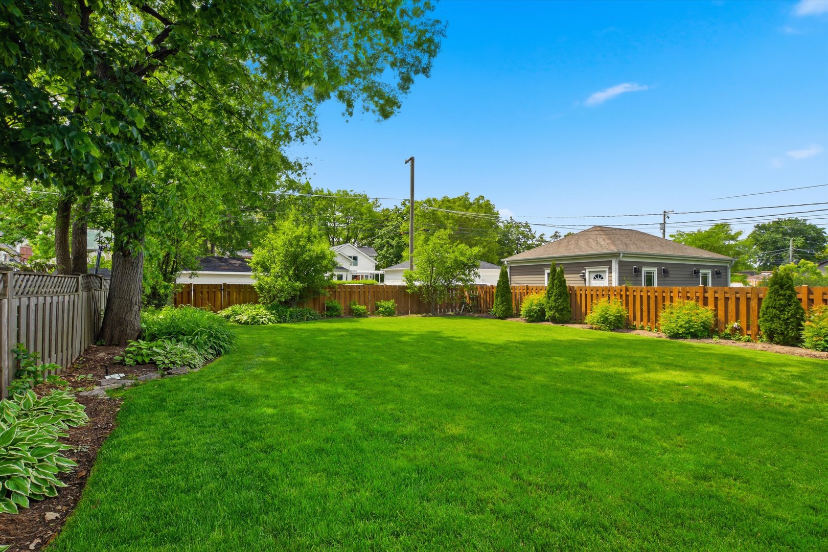 822 S Chester Avenue, Park Ridge, IL 60068