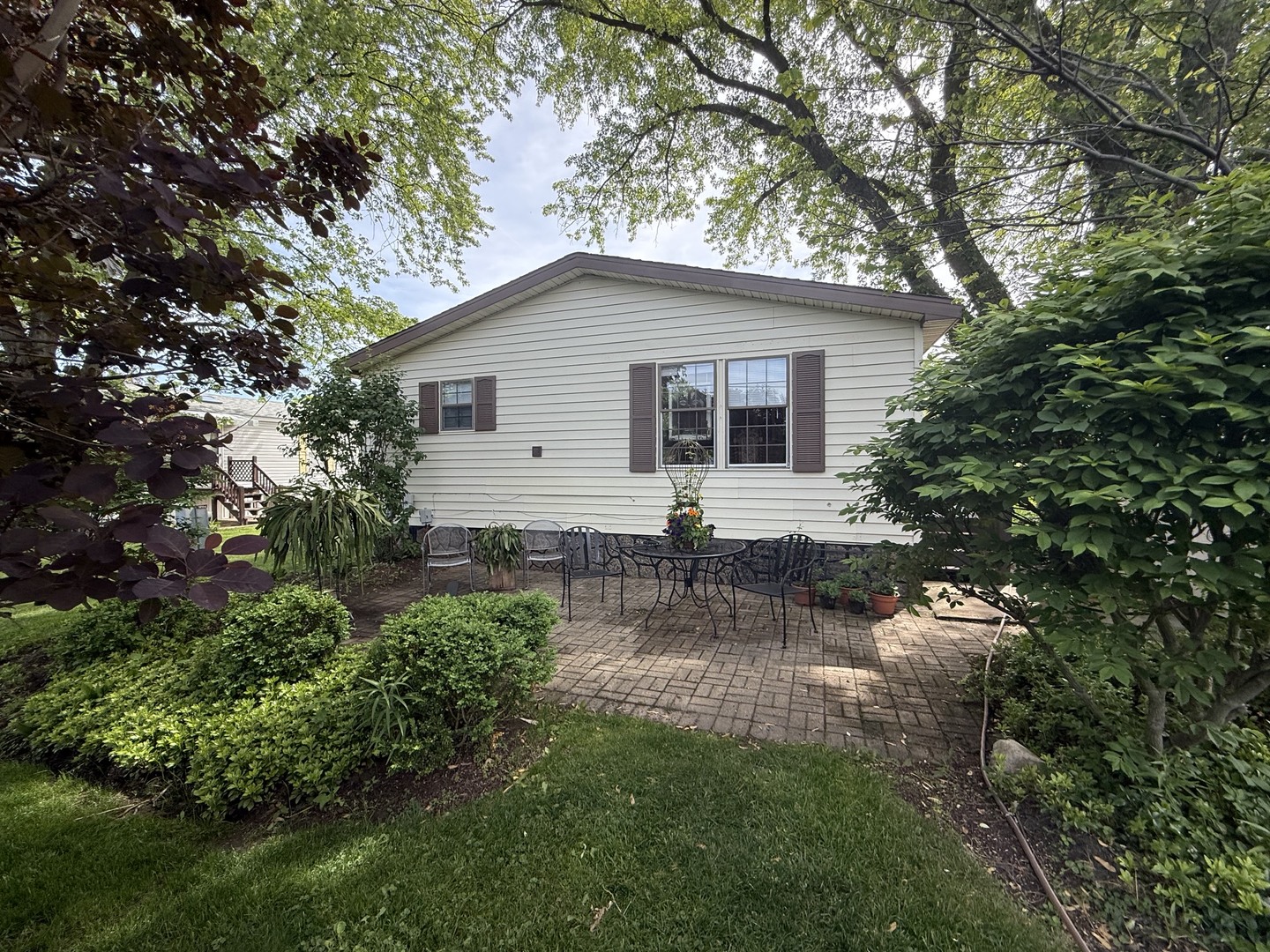 38569 N Sheridan Road #390, Beach Park, IL 60099