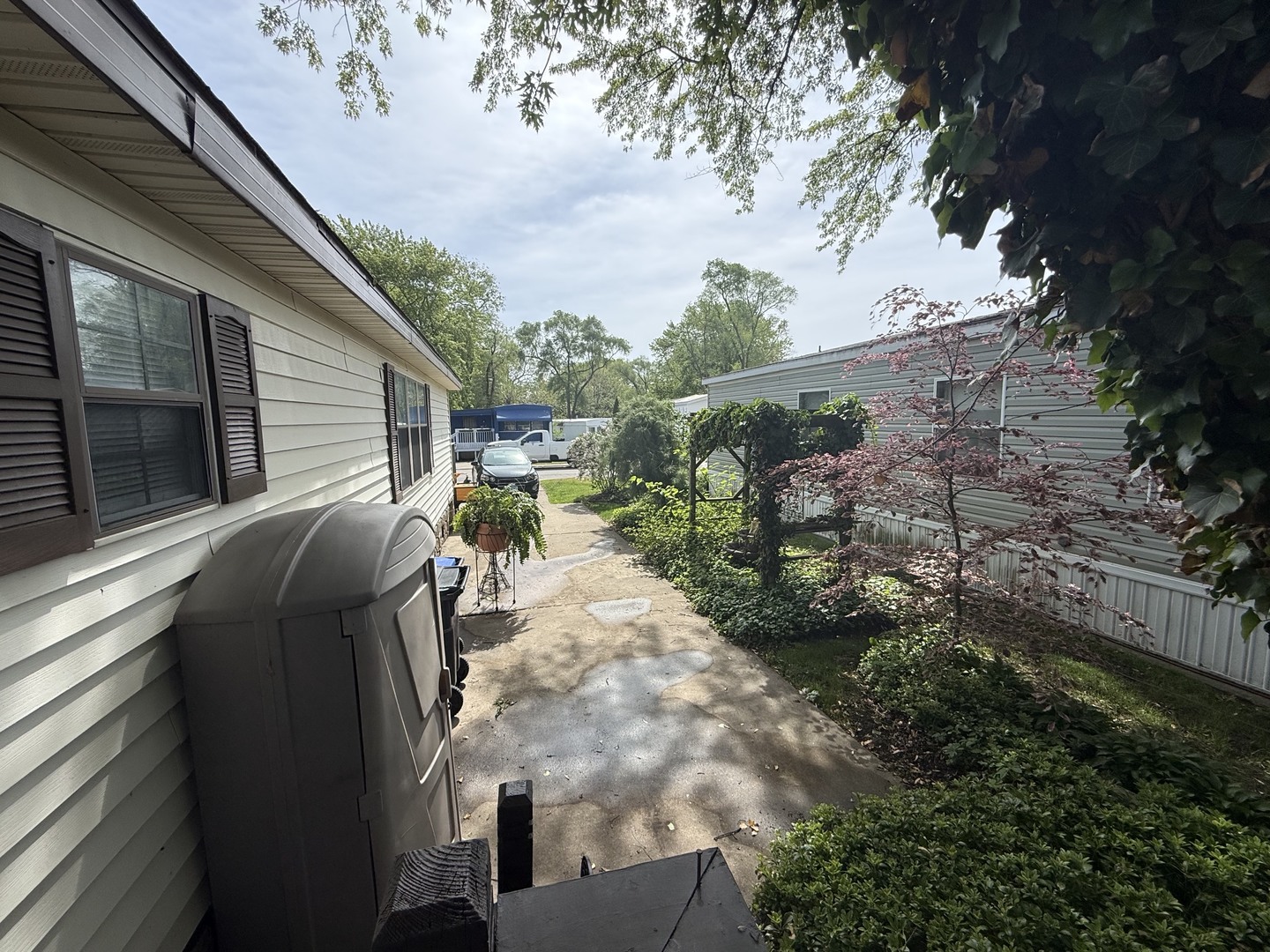 38569 N Sheridan Road #390, Beach Park, IL 60099