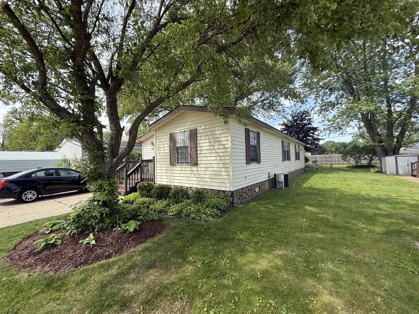 38569 N Sheridan Road #390, Beach Park, IL 60099