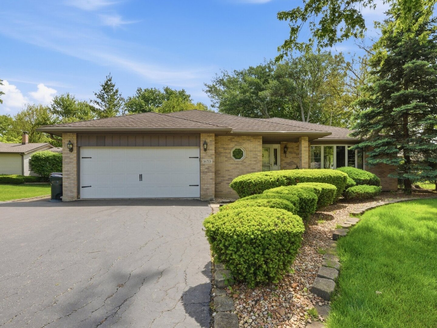 16713 Ridgeland Avenue, Tinley Park, IL 60477