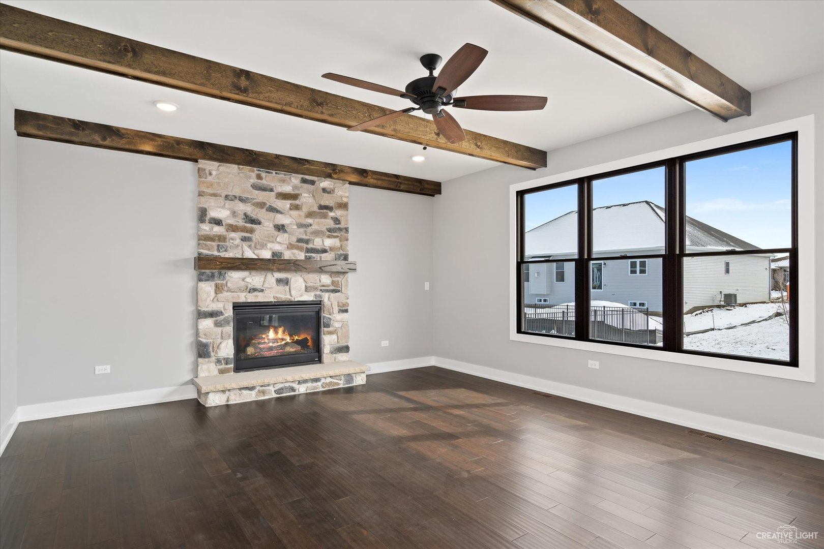 677 Cumberland Lane, Oswego, IL 60543