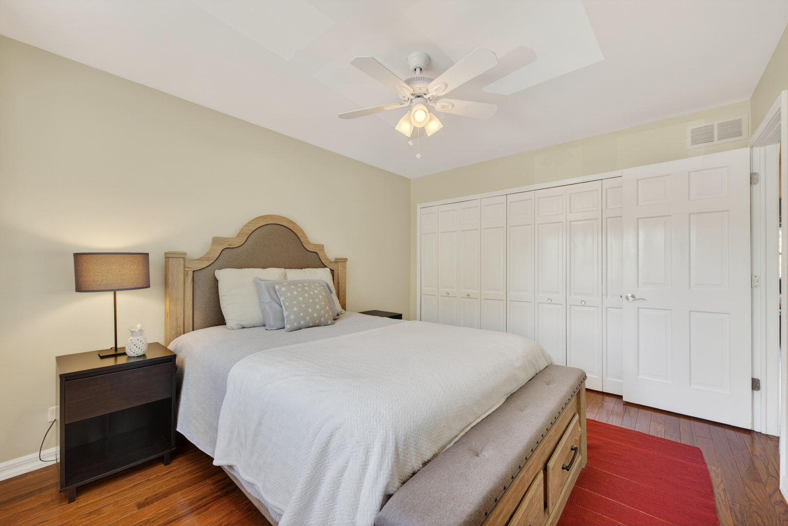 1205 Ardmore Drive, Naperville, IL 60540