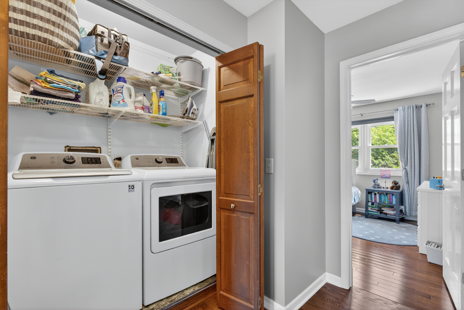 1205 Ardmore Drive, Naperville, IL 60540