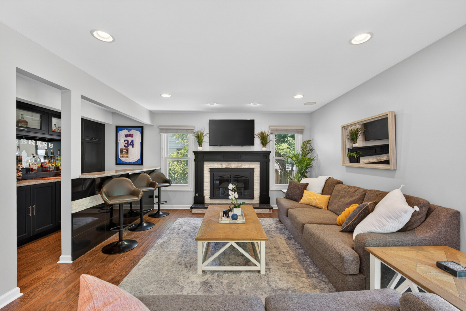 1205 Ardmore Drive, Naperville, IL 60540