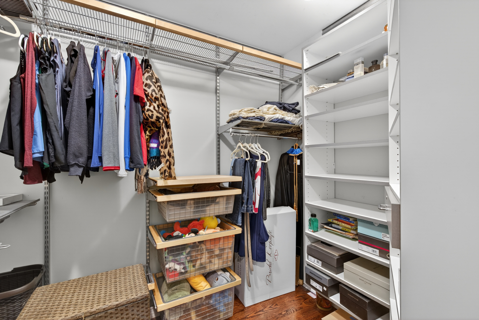 1205 Ardmore Drive, Naperville, IL 60540