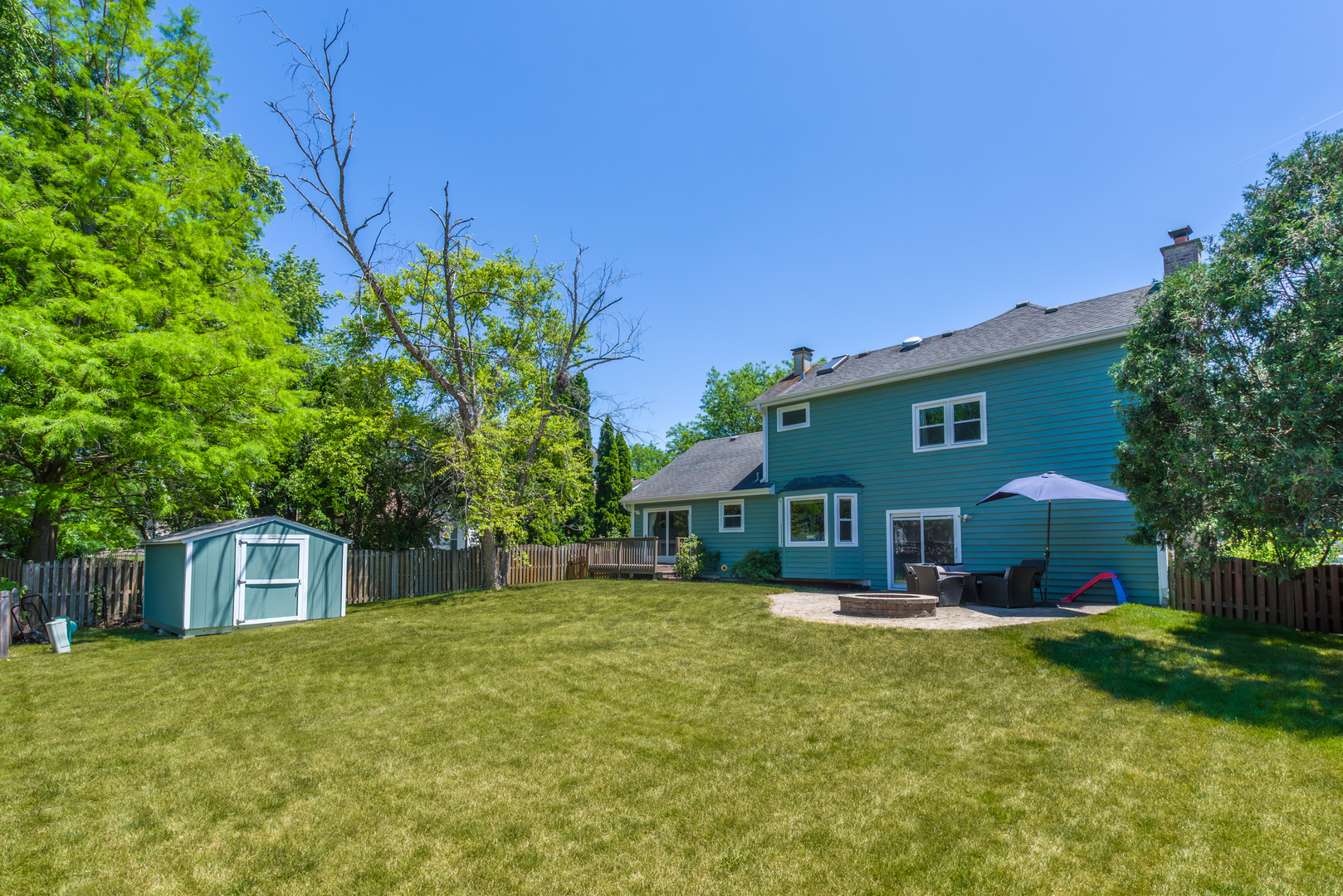 1205 Ardmore Drive, Naperville, IL 60540