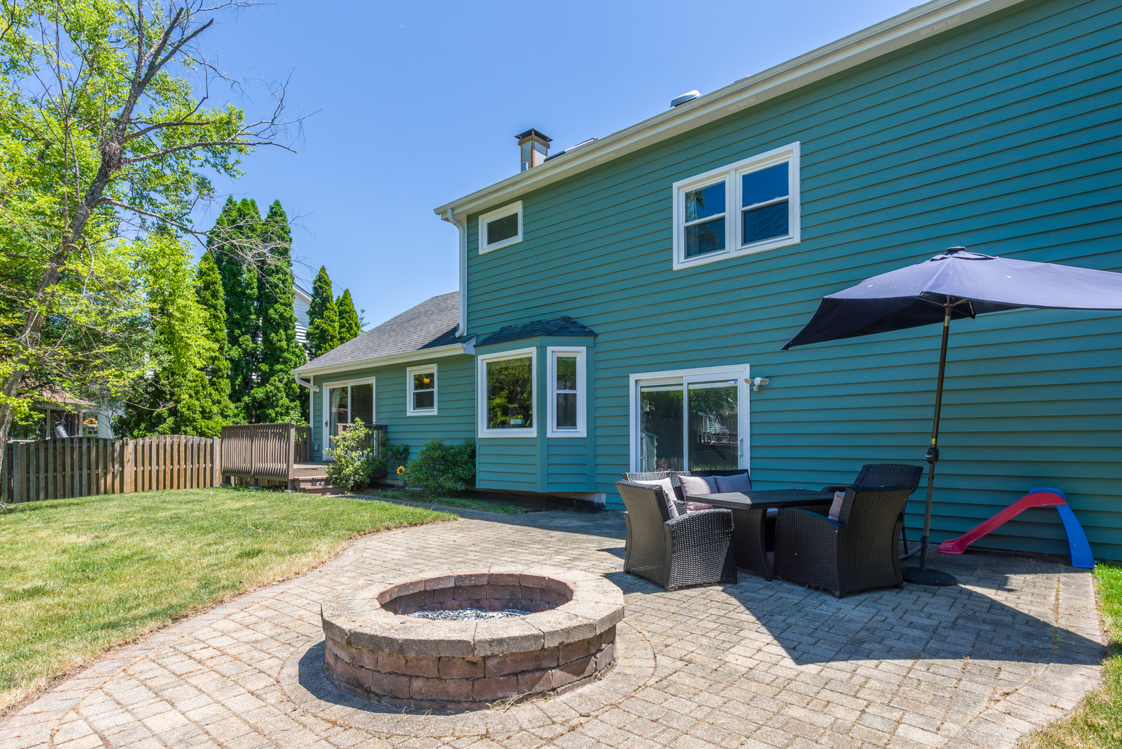 1205 Ardmore Drive, Naperville, IL 60540