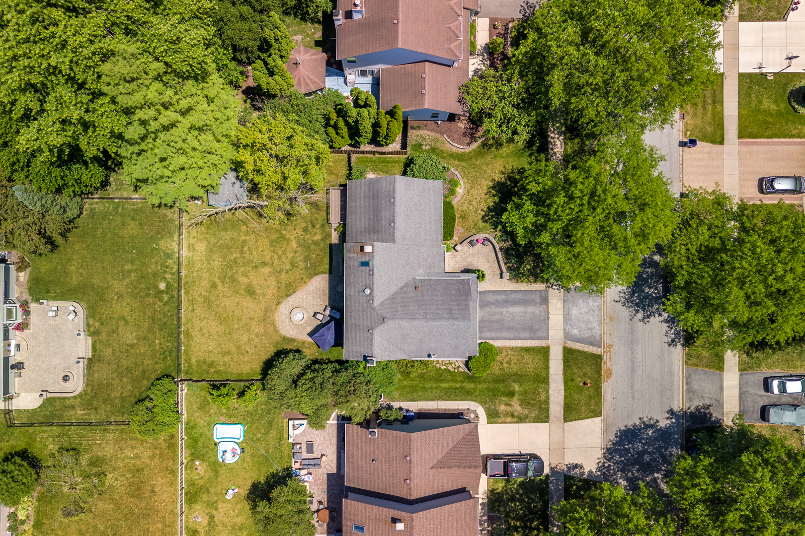 1205 Ardmore Drive, Naperville, IL 60540