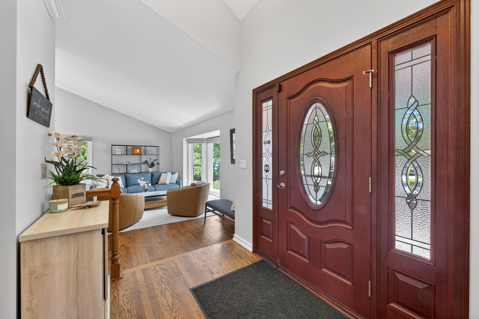 1205 Ardmore Drive, Naperville, IL 60540