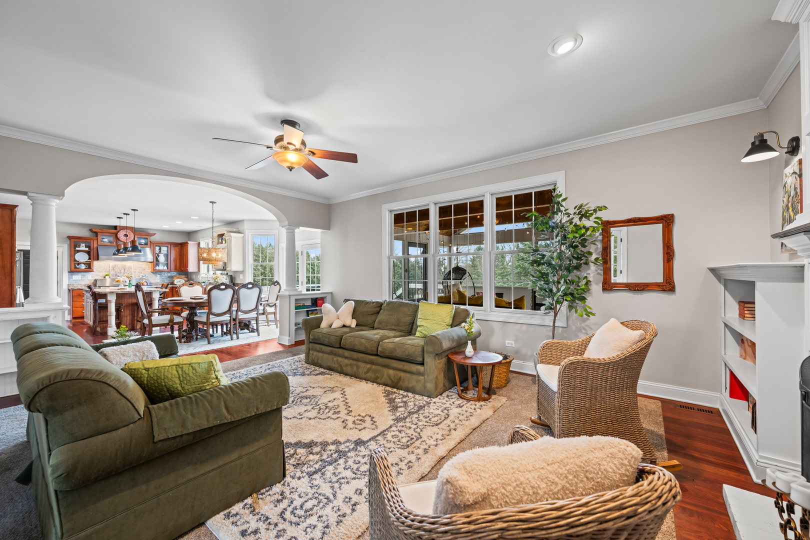 14401 Trinity Court, Woodstock, IL 60098