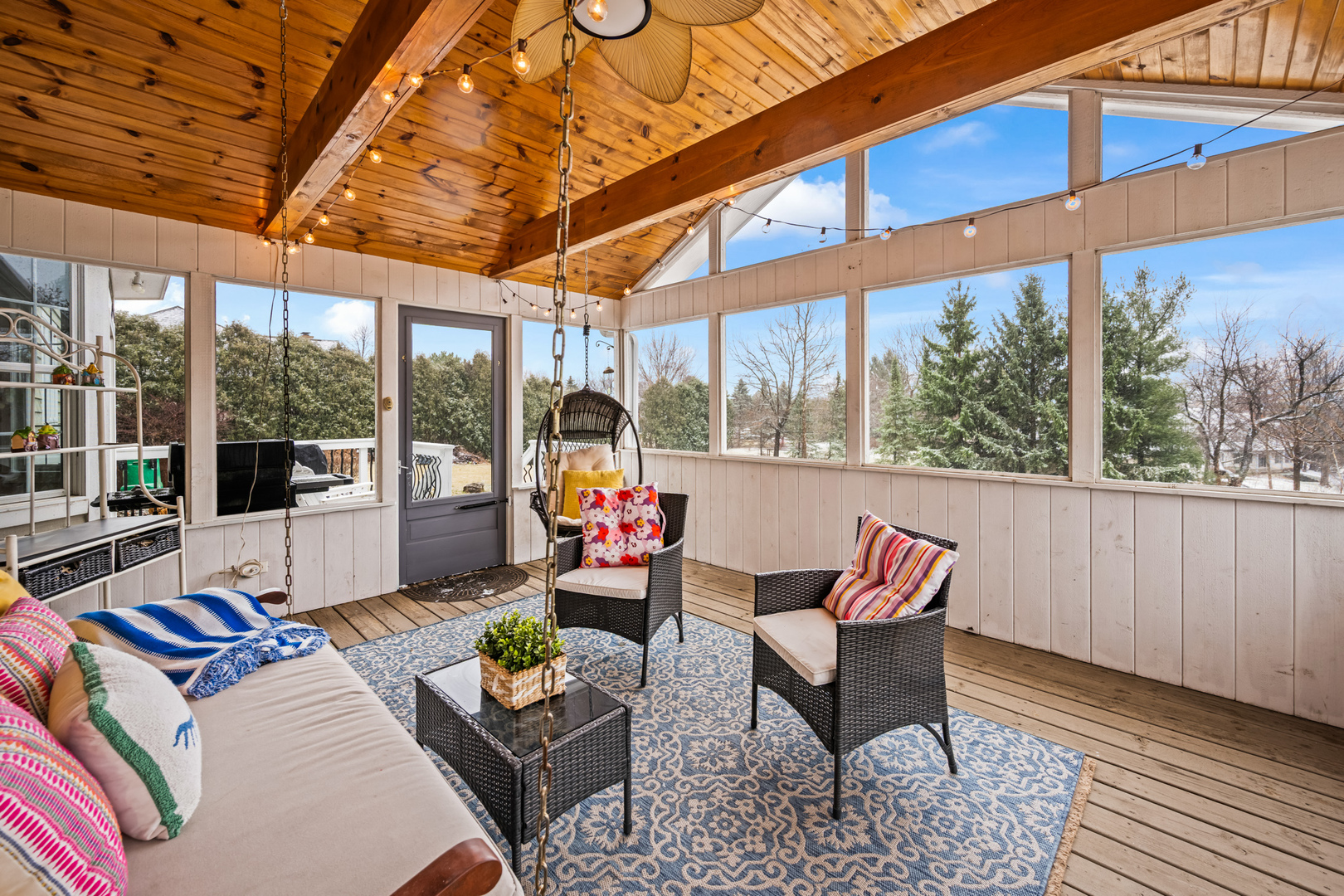 14401 Trinity Court, Woodstock, IL 60098