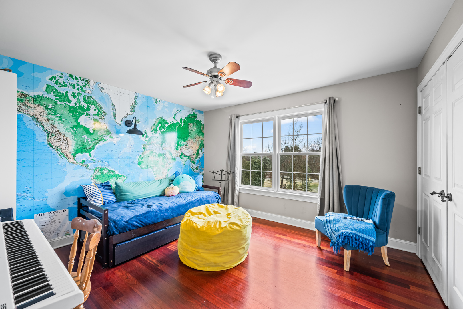 14401 Trinity Court, Woodstock, IL 60098