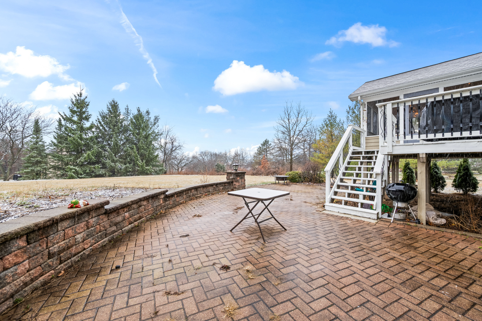 14401 Trinity Court, Woodstock, IL 60098