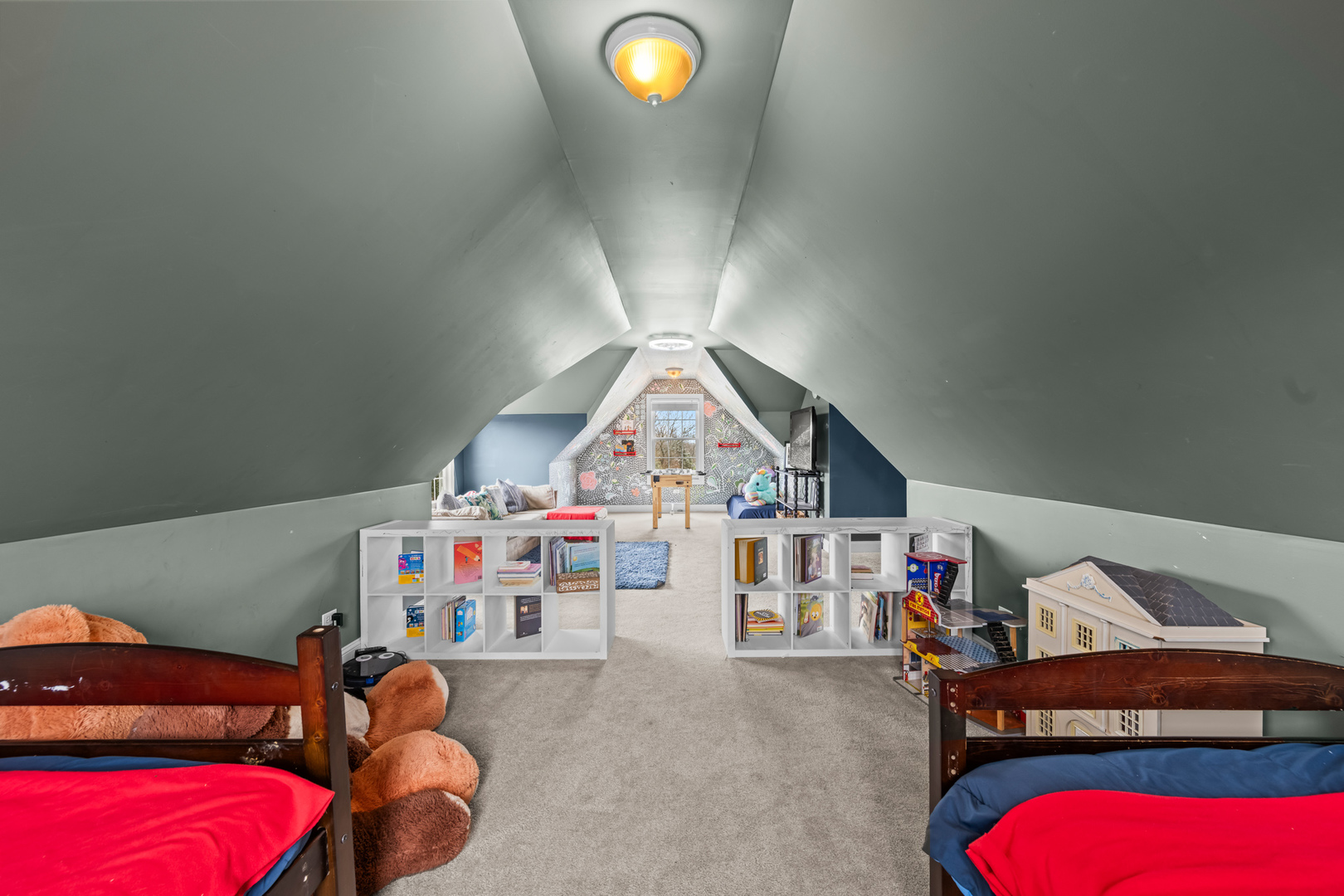 14401 Trinity Court, Woodstock, IL 60098