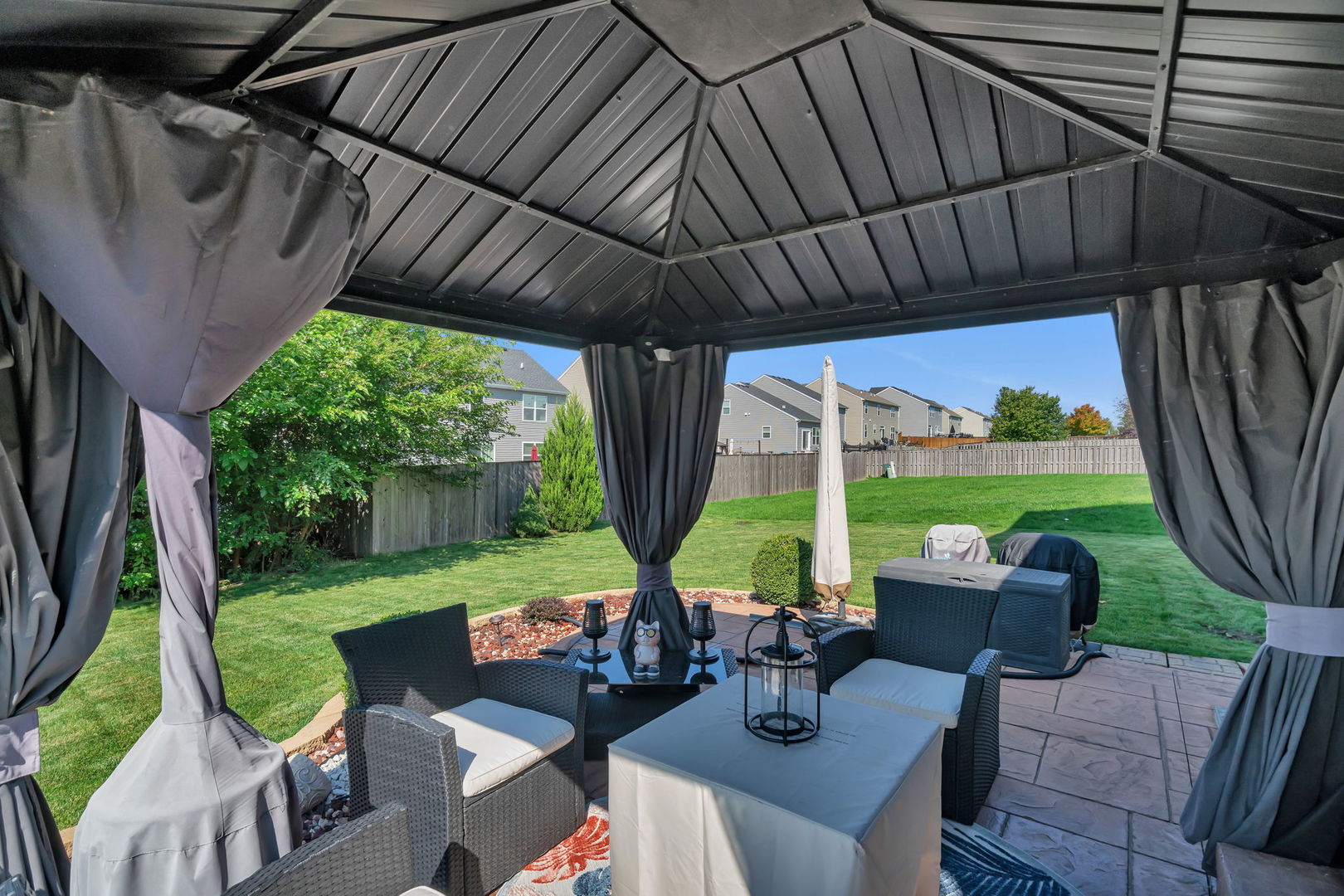 1801 Wild Rose Trail, Joliet, IL 60431