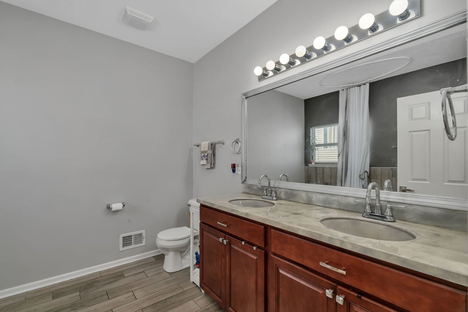 1801 Wild Rose Trail, Joliet, IL 60431
