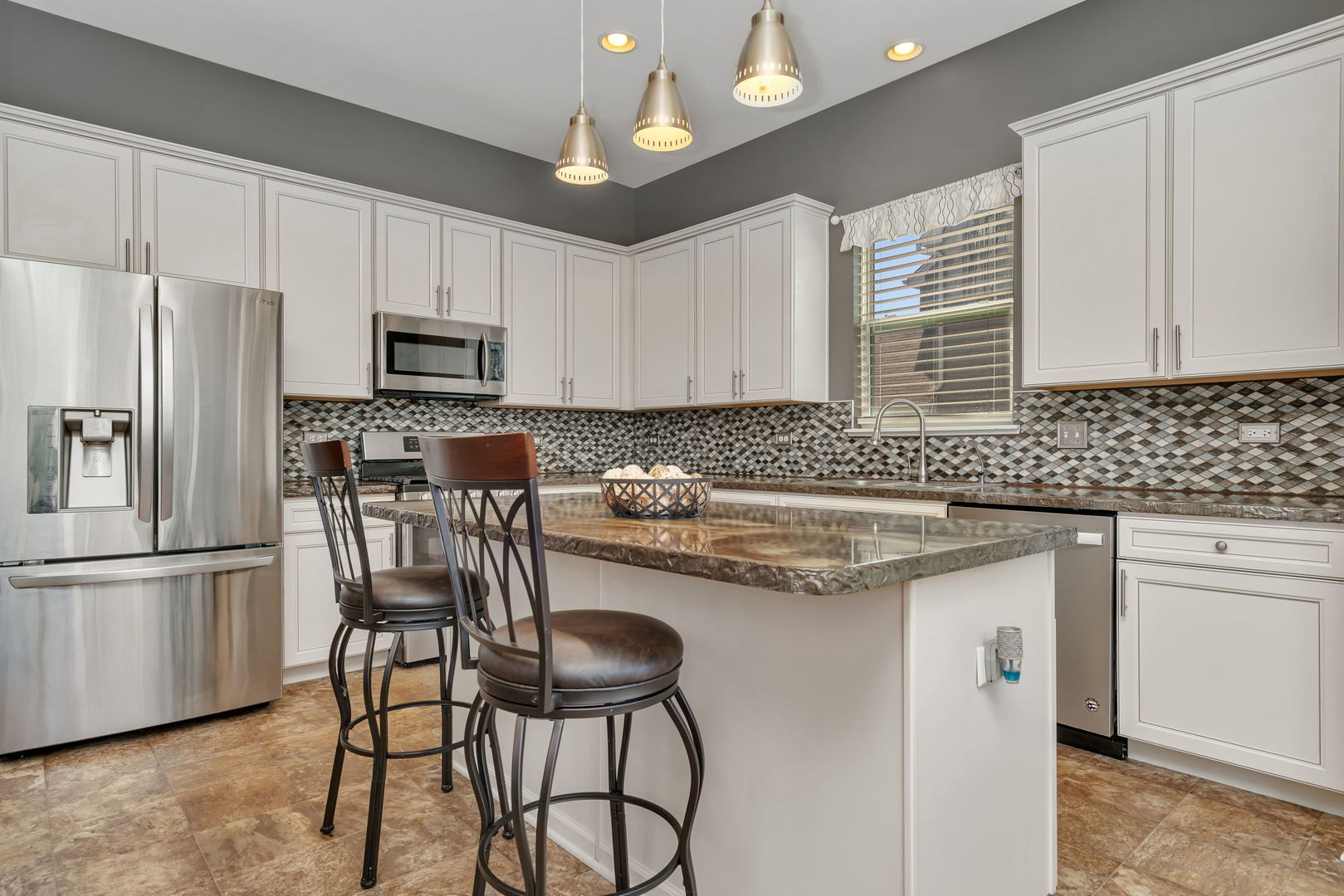 1801 Wild Rose Trail, Joliet, IL 60431